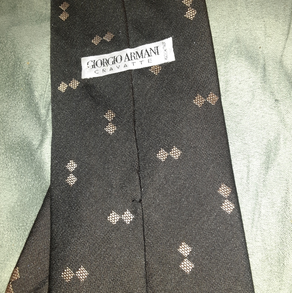 Mens gray tie